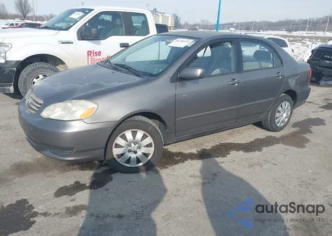 2004 Toyota Corolla Le z USA, uszkodzony, nr VIN 1NXBR38E34Z286128
